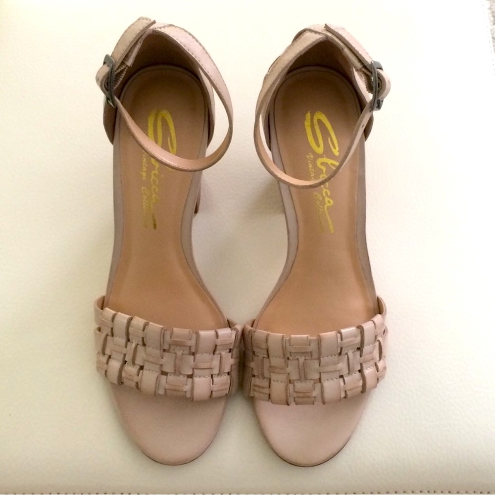 Sbicca tan leather heels, BNWT tan size 6
